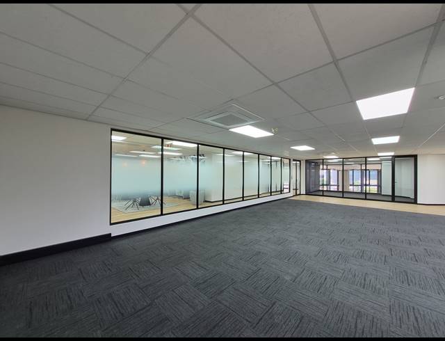 214M² OFFICE TO LET IN SANDOWN